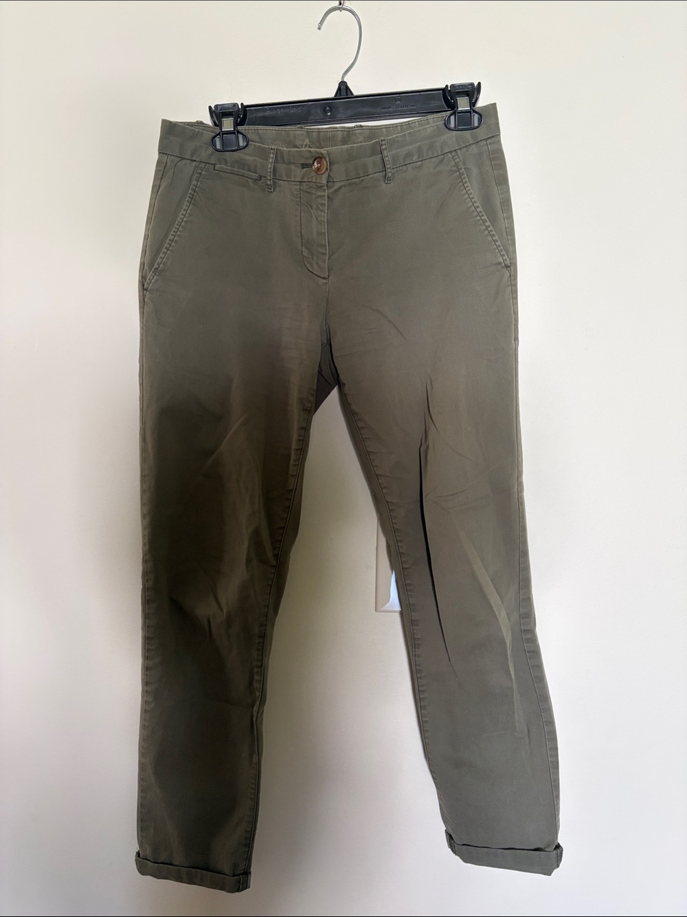 Relaxed Boyfriend Khakis in Olive Green